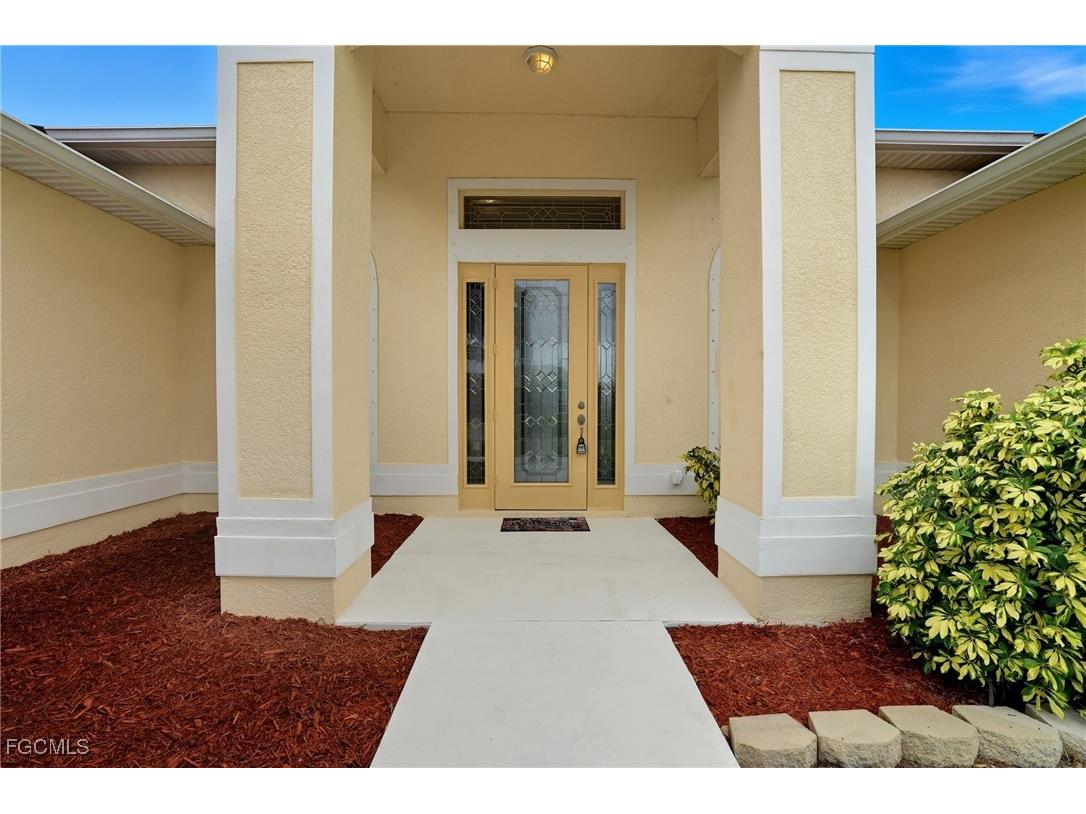 3908 15th Street SW Lehigh Acres FL 33976 2025014838 image2