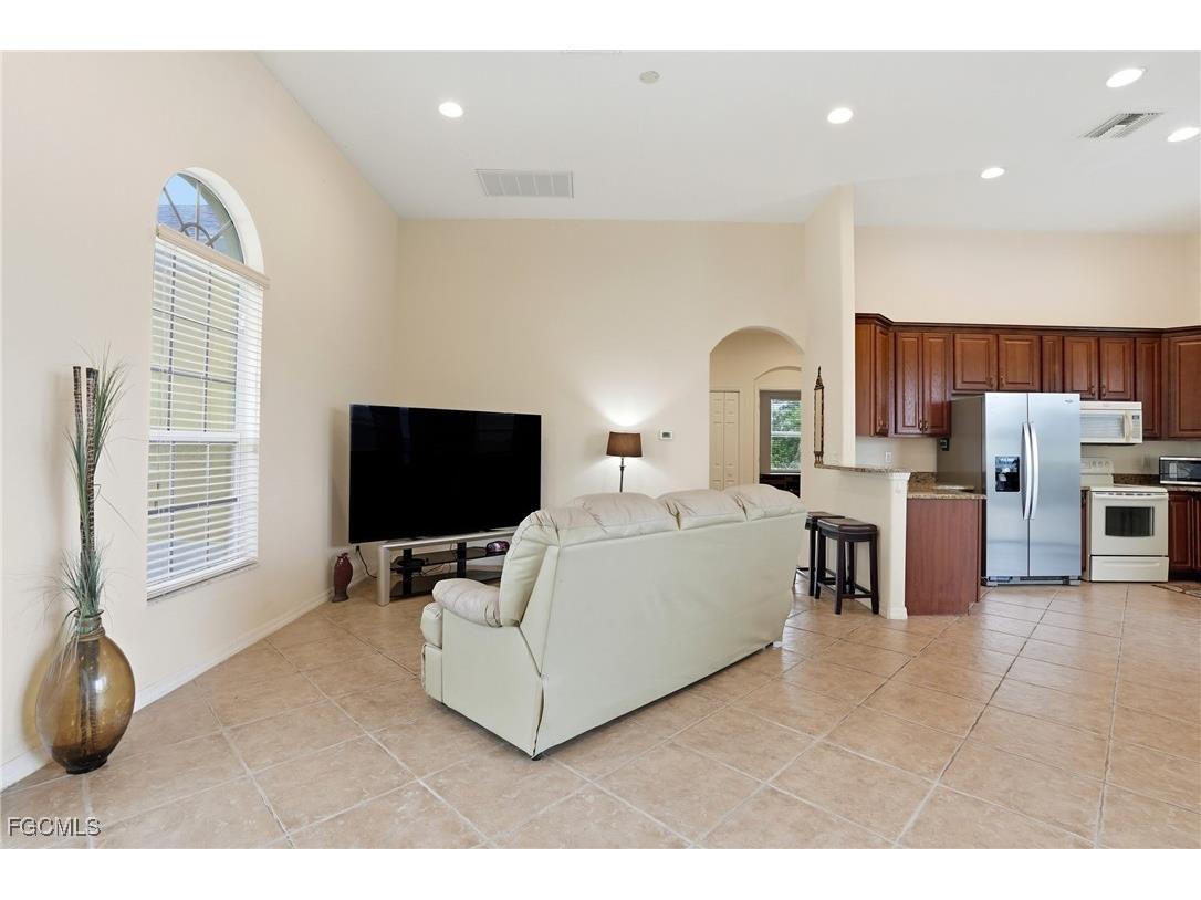 3908 15th Street SW Lehigh Acres FL 33976 2025014838 image3