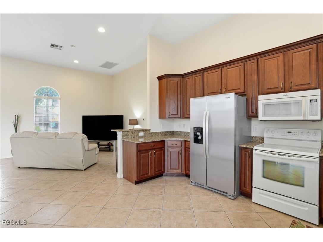 3908 15th Street SW Lehigh Acres FL 33976 2025014838 image8