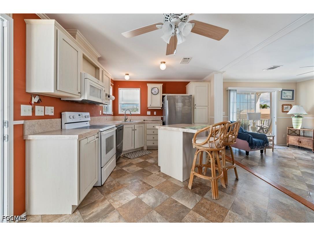 3908 Coconut Drive Saint James City FL 33956 2026018671 image10