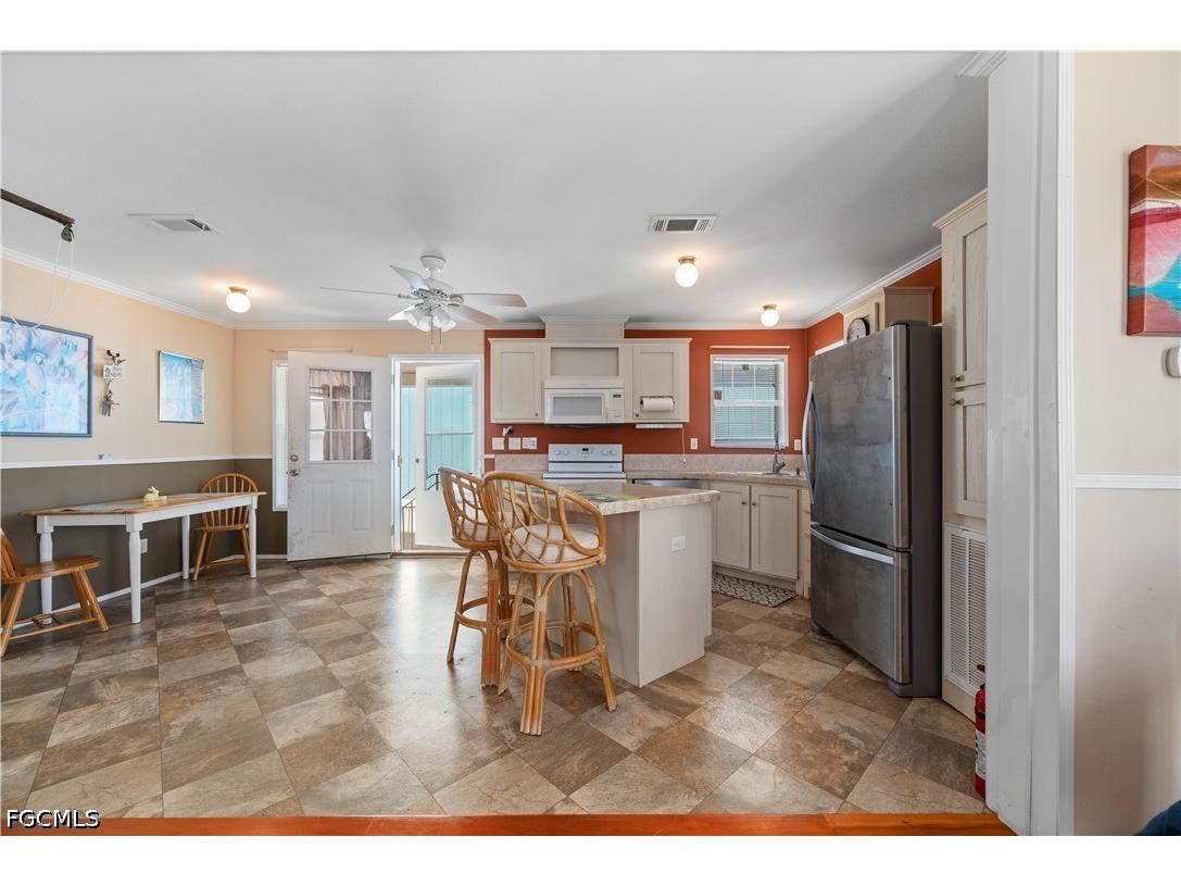 3908 Coconut Drive Saint James City FL 33956 2026018671 image17