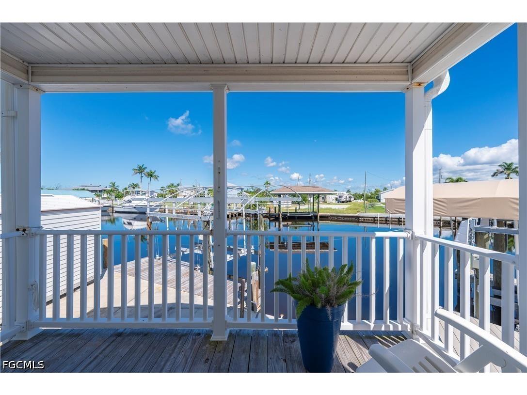 3908 Coconut Drive Saint James City FL 33956 2026018671 image26