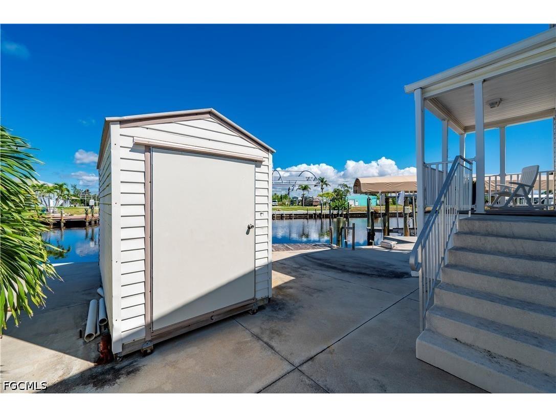 3908 Coconut Drive Saint James City FL 33956 2026018671 image27
