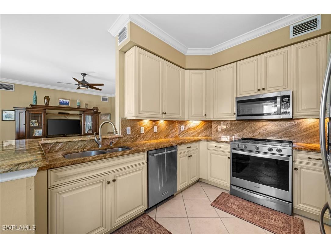 3908 Forest Glen Boulevard #101 Naples FL 34114 225083039 image9