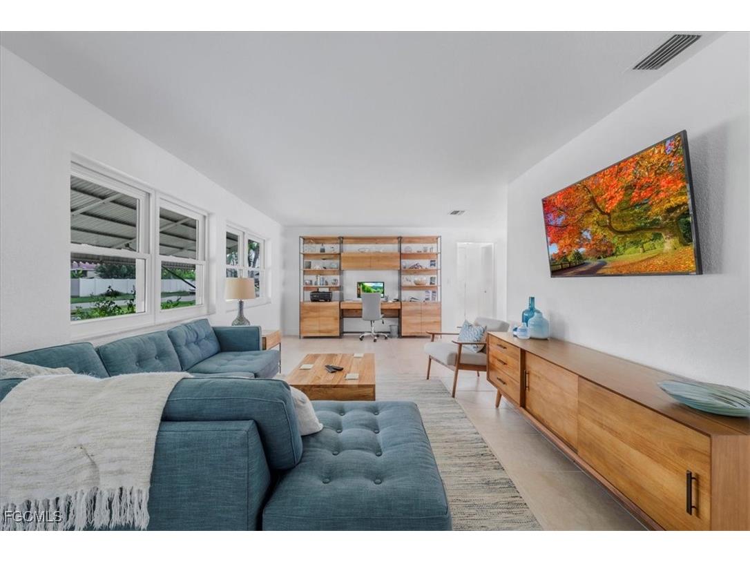 3908 SE 16th Place Cape Coral FL 33904 2025017782 image10