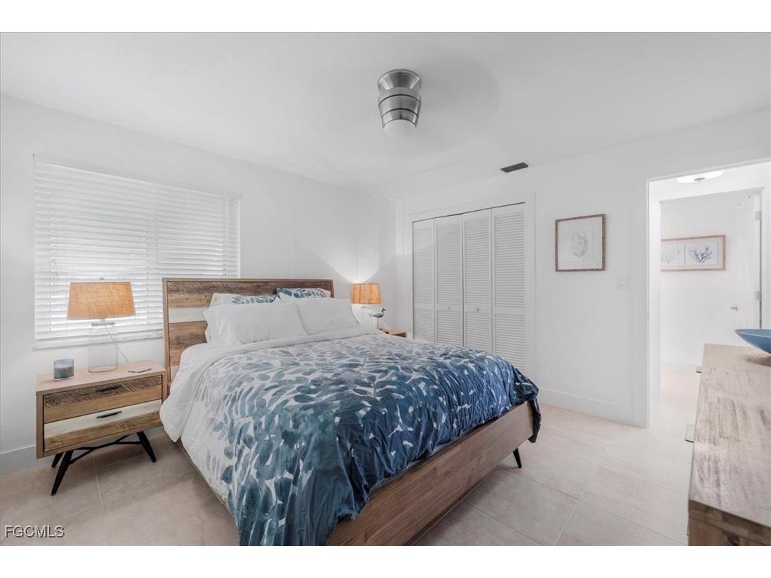 3908 SE 16th Place Cape Coral FL 33904 2025017782 image25