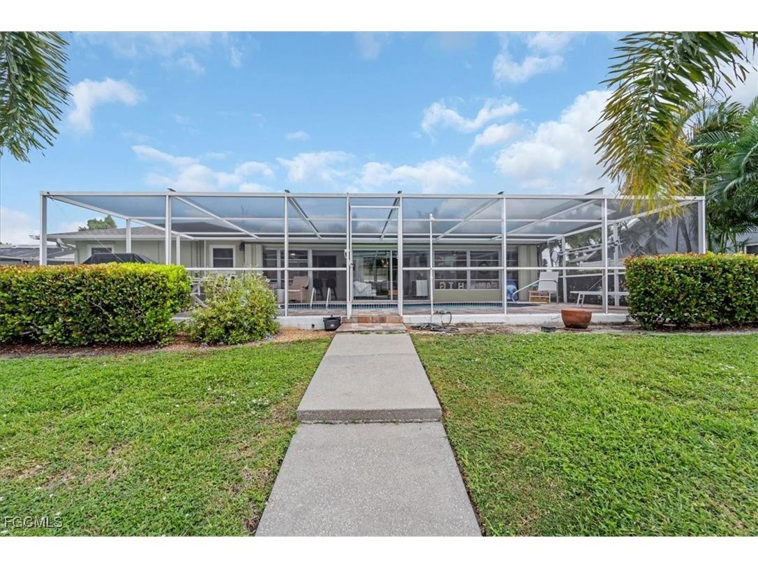 3908 SE 16th Place Cape Coral FL 33904 2025017782 image39