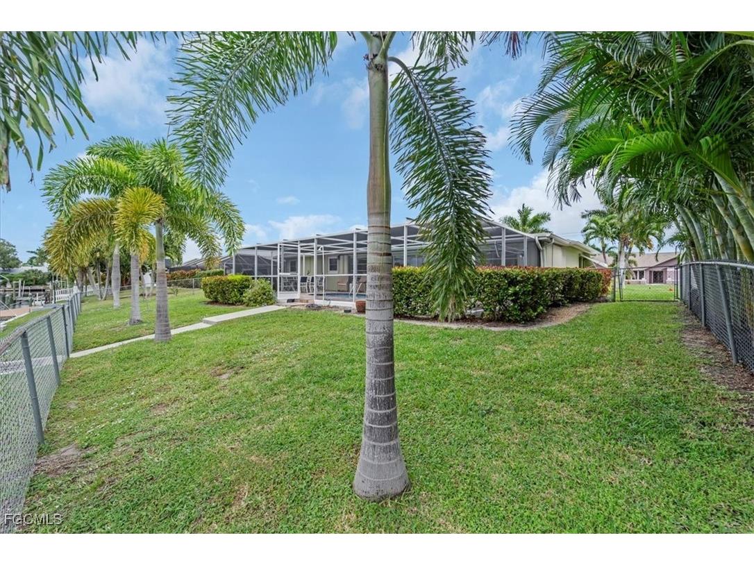 3908 SE 16th Place Cape Coral FL 33904 2025017782 image44