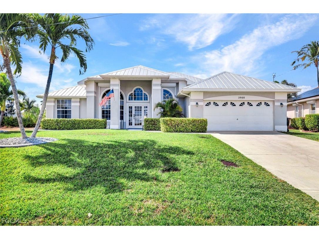 3908 SW 22nd Place Cape Coral FL 33914 2026008364 image1