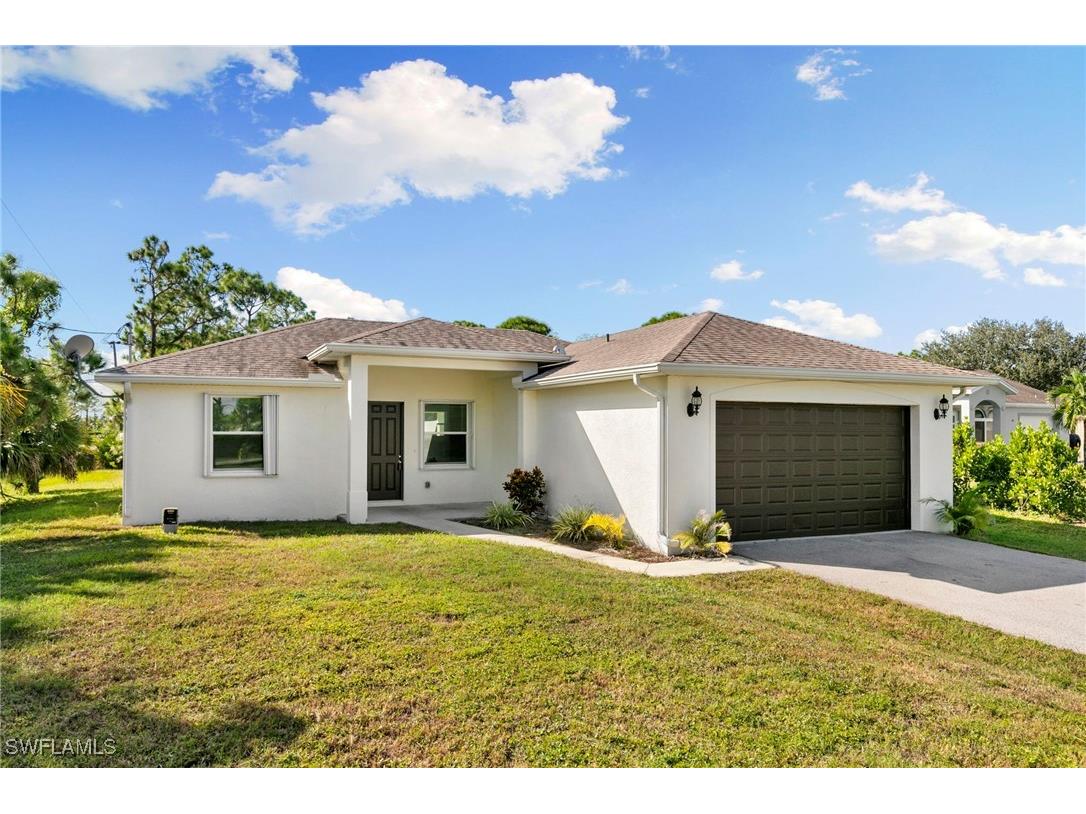 3909 Everglades Boulevard N Naples FL 34120 225077876 image1