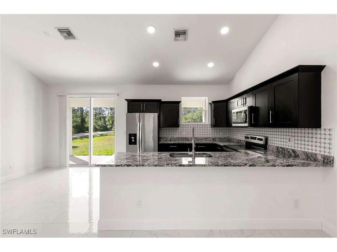 3909 Everglades Boulevard N Naples FL 34120 225077876 image6