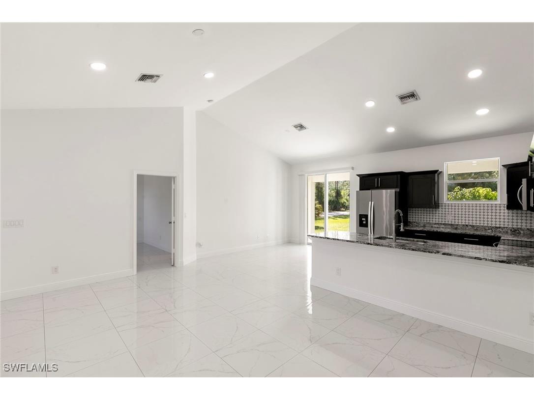 3909 Everglades Boulevard N Naples FL 34120 225077876 image9