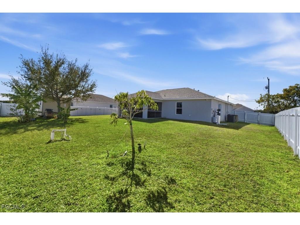 3909 NE 16th Avenue Cape Coral FL 33909 2026006584 image18