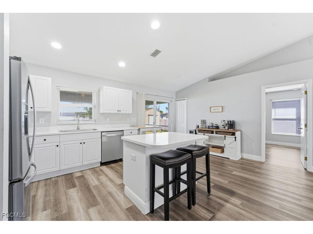 3909 NE 16th Avenue Cape Coral FL 33909 2026006584 image4