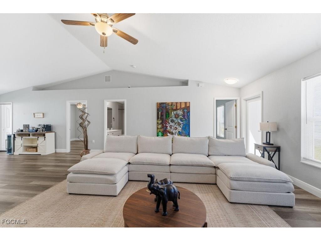 3909 NE 16th Avenue Cape Coral FL 33909 2026006584 image9