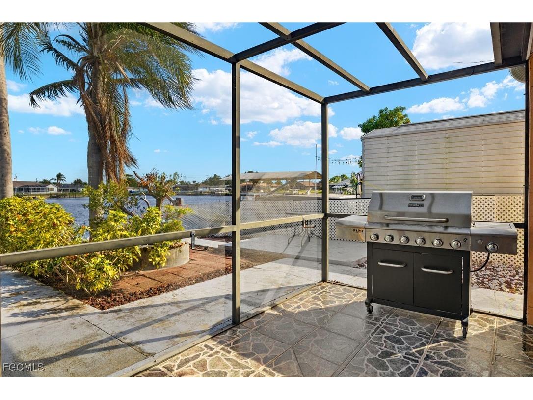 3909 SE 1st Avenue Cape Coral FL 33904 2025022569 image18