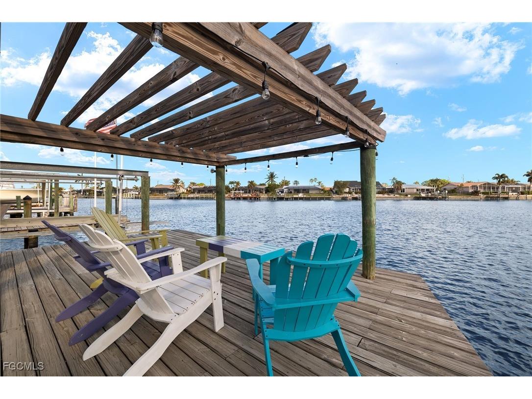 3909 SE 1st Avenue Cape Coral FL 33904 2025022569 image20