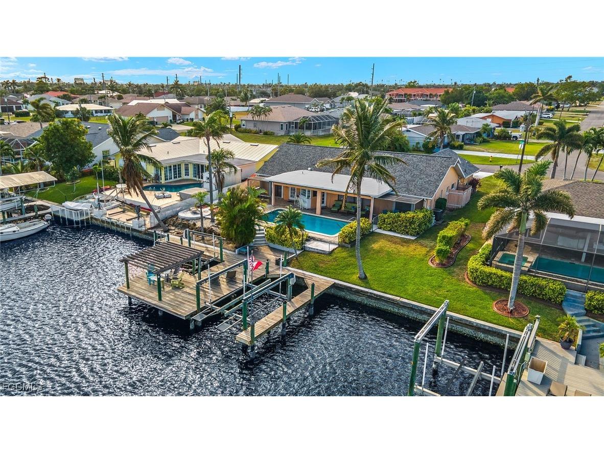 3909 SE 1st Avenue Cape Coral FL 33904 2025022569 image25