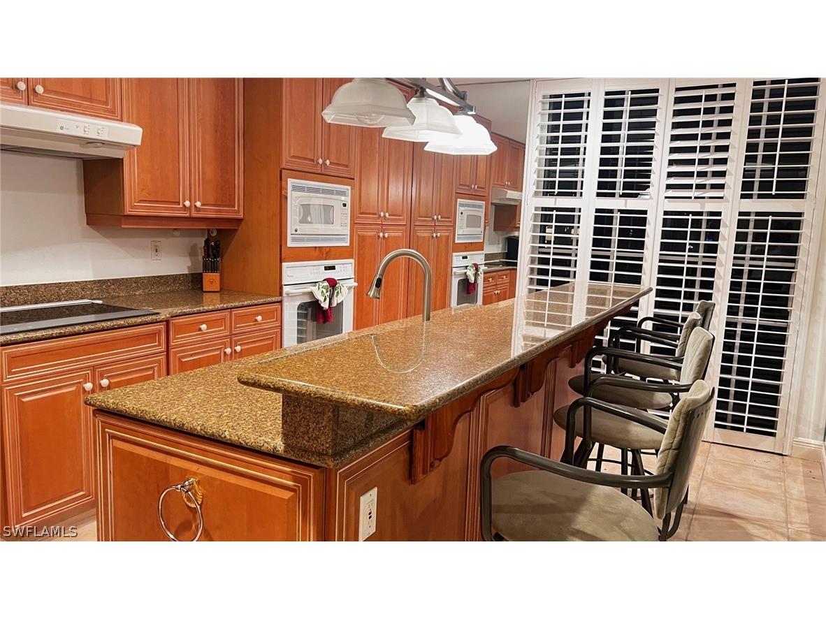 391 4th Street S #401 Naples FL 34102 226011593 image10
