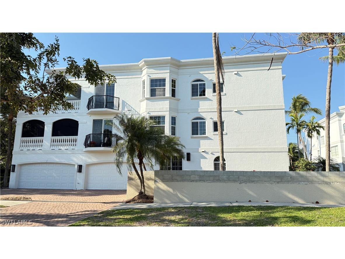 391 4th Street S #401 Naples FL 34102 226011593 image2