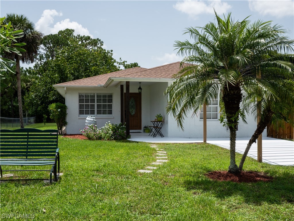 391 9th Street SW Naples FL 34117 223053364 image1