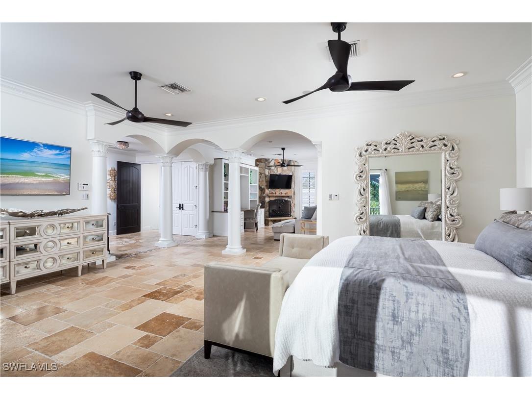 391 Palermo Circle Fort Myers Beach FL 33931 225071727 image26