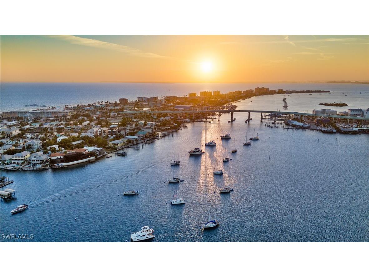 391 Palermo Circle Fort Myers Beach FL 33931 225071727 image4