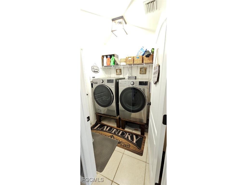 3910 23rd Street SW Lehigh Acres FL 33976 2025024607 image11