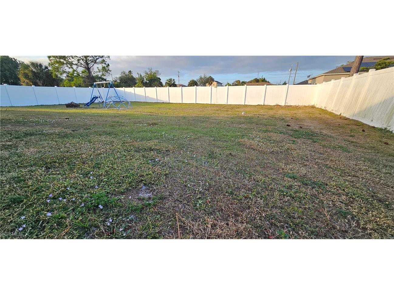 3910 23rd Street SW Lehigh Acres FL 33976 2025024607 image2