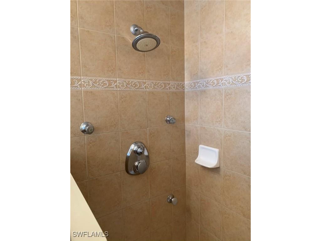 3910 Jasmine Lake Circle Naples FL 34119 225071300 image12