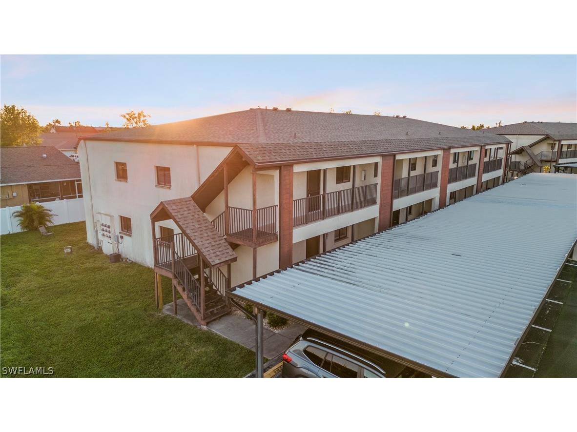 3911 Country Club Boulevard #201 Cape Coral FL 33904 224034383 image1