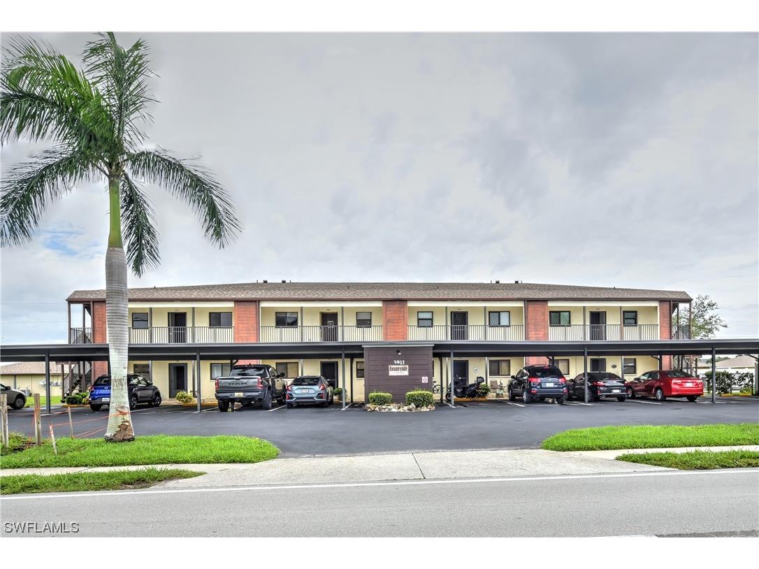 3911 Country Club Boulevard #202 Cape Coral FL 33904 223054805 image1