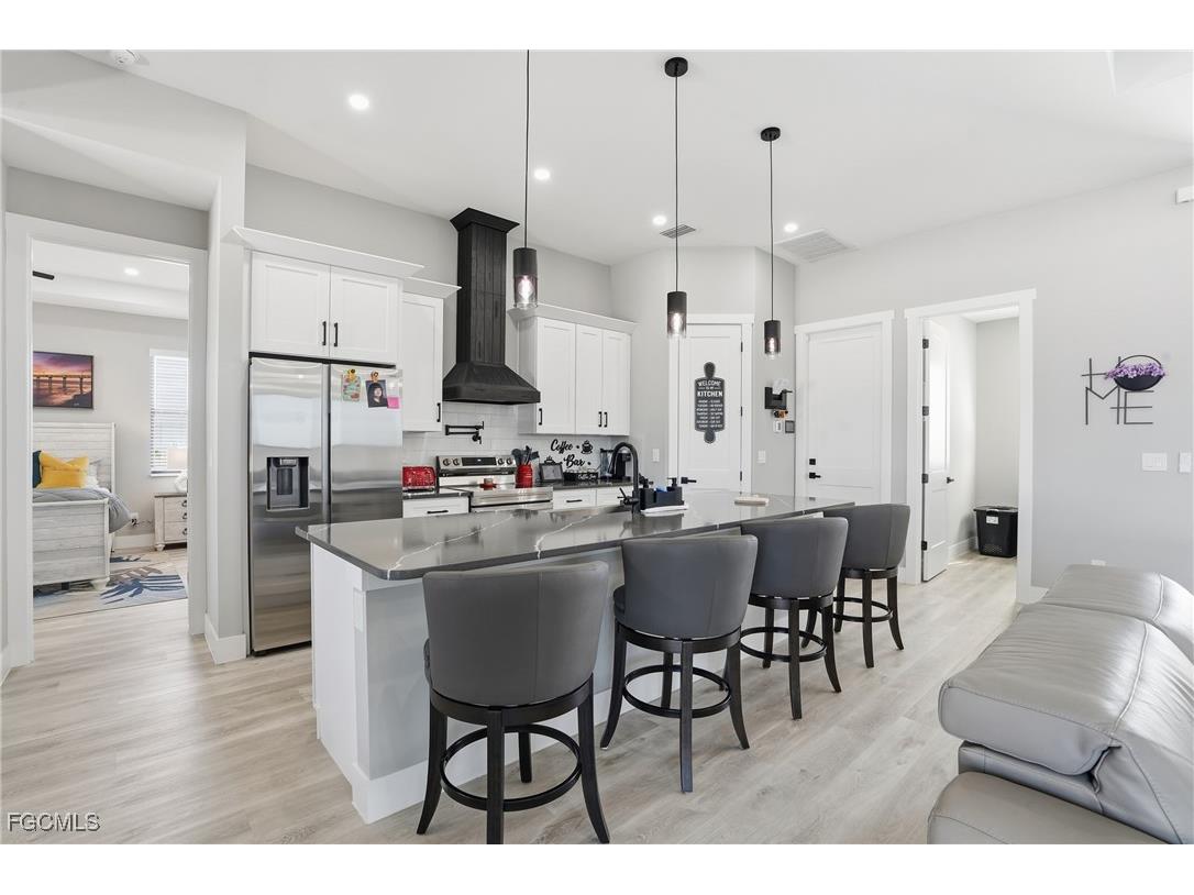 3911 NW 40th Terrace Cape Coral FL 33993 2026006594 image10