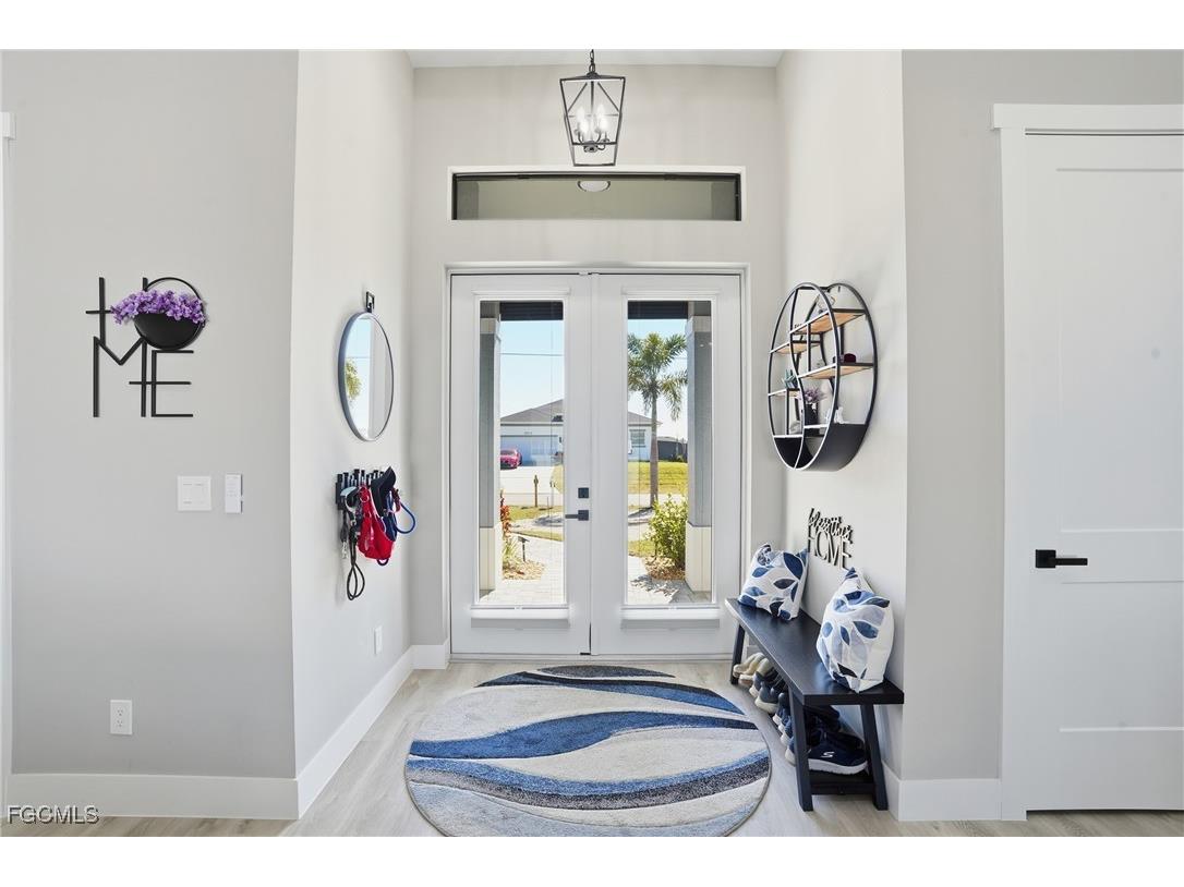 3911 NW 40th Terrace Cape Coral FL 33993 2026006594 image2