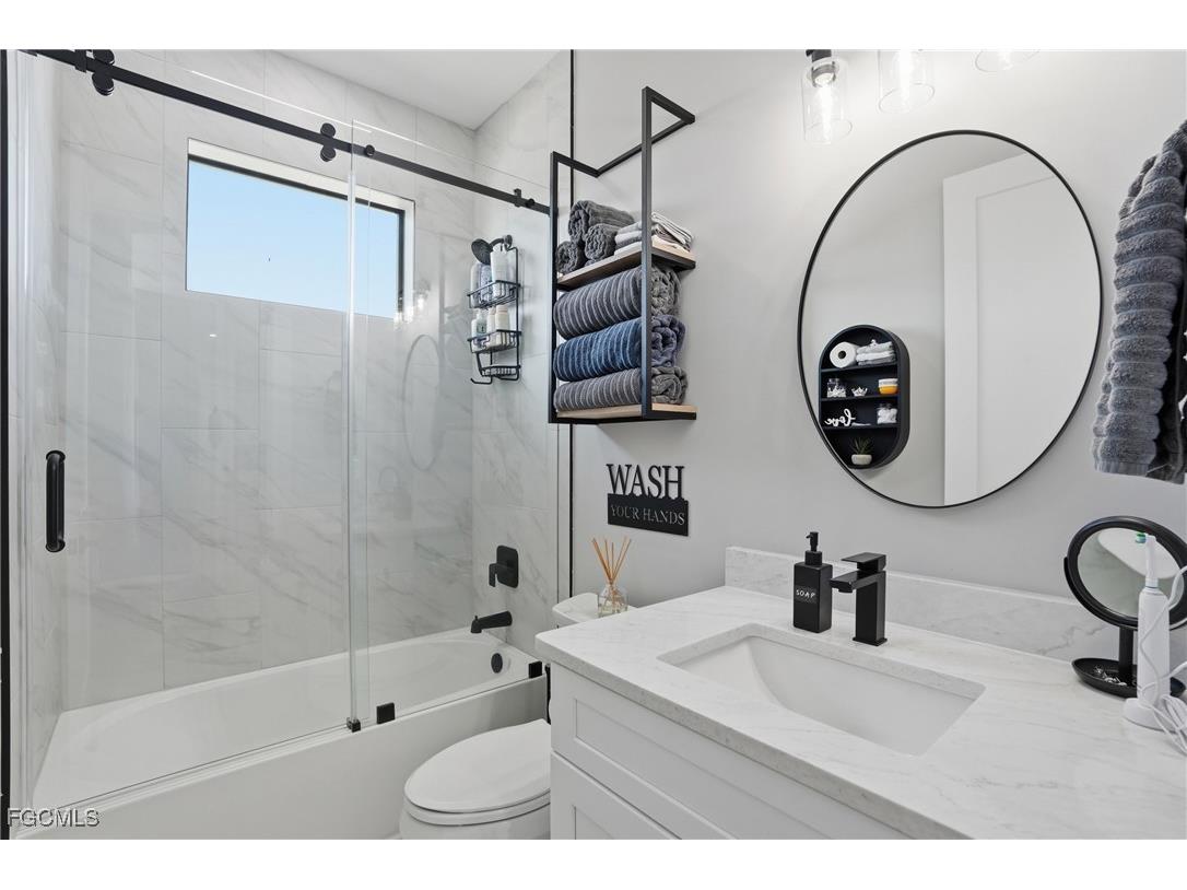 3911 NW 40th Terrace Cape Coral FL 33993 2026006594 image22