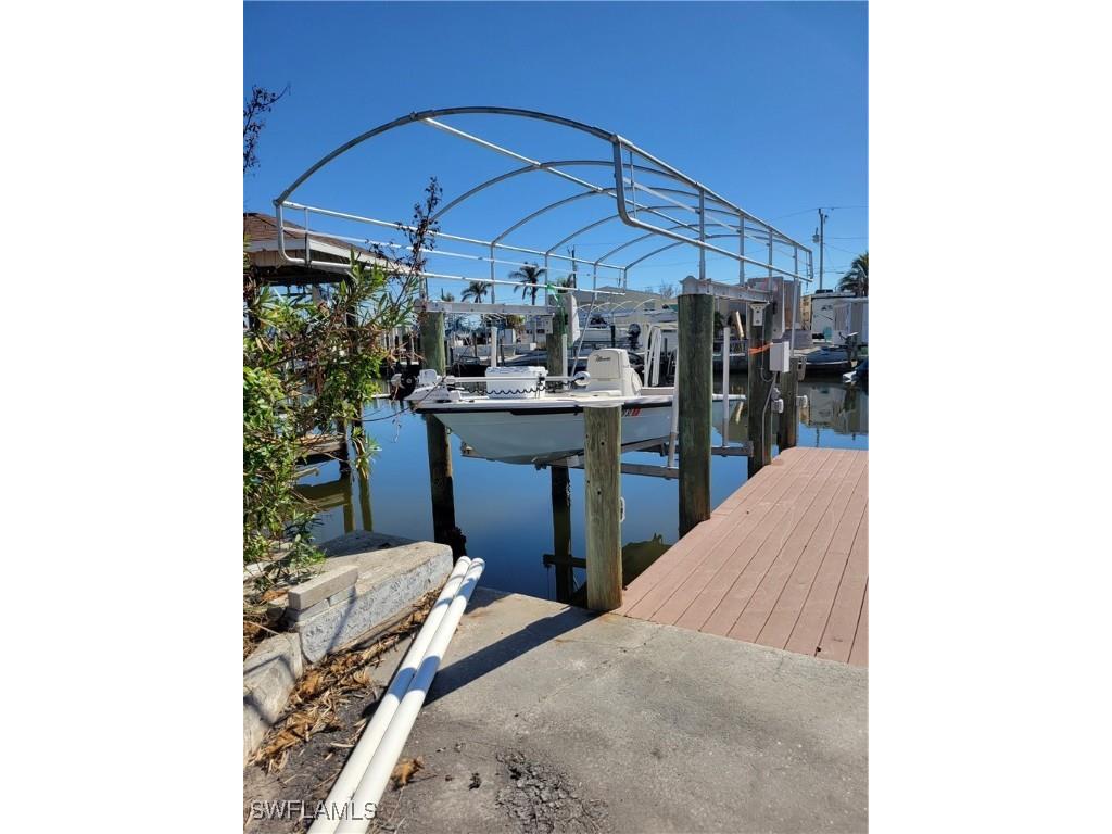 3911 Royal Palm Drive Other FL 33956 224097680 image3