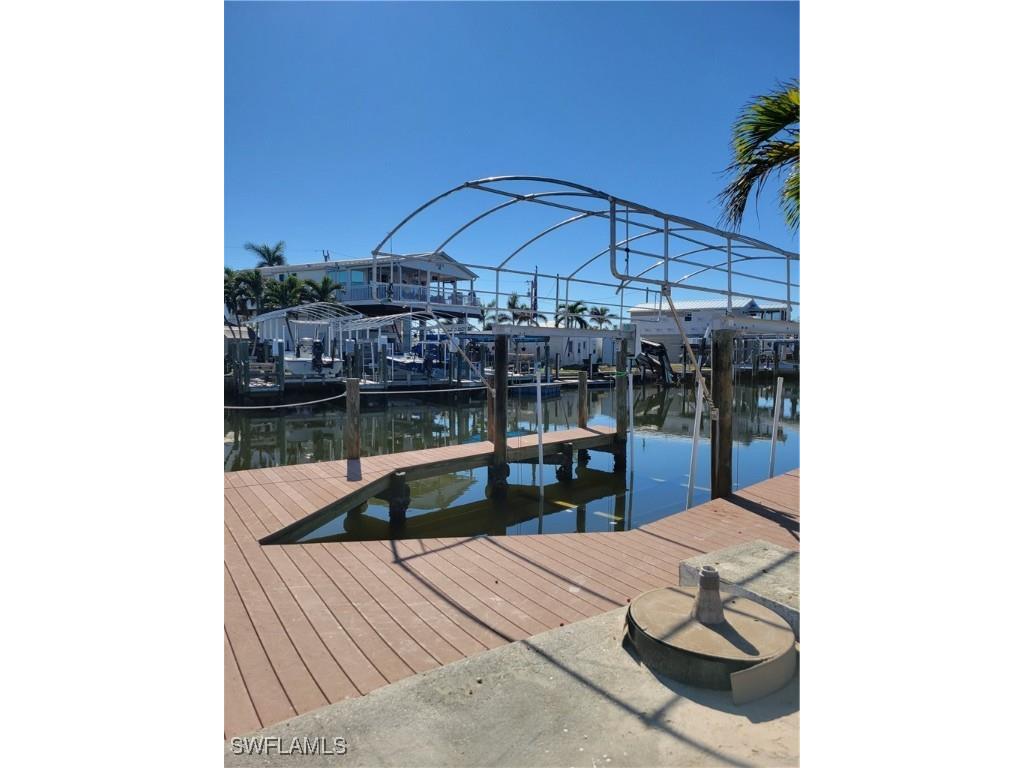 3911 Royal Palm Drive Other FL 33956 224097680 image6