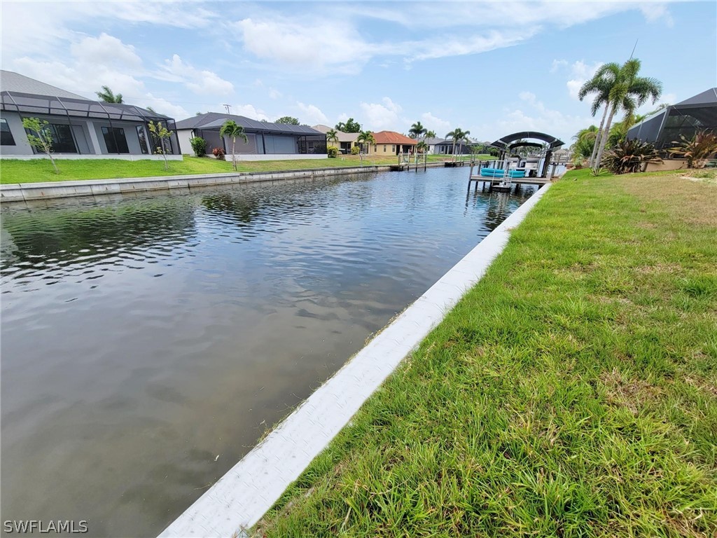 3911 SW 17th Place Cape Coral FL 33914 224043054 image1