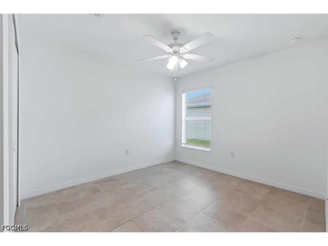3911 Treasure Oak Way Fort Myers FL 33905 2026016185 image16
