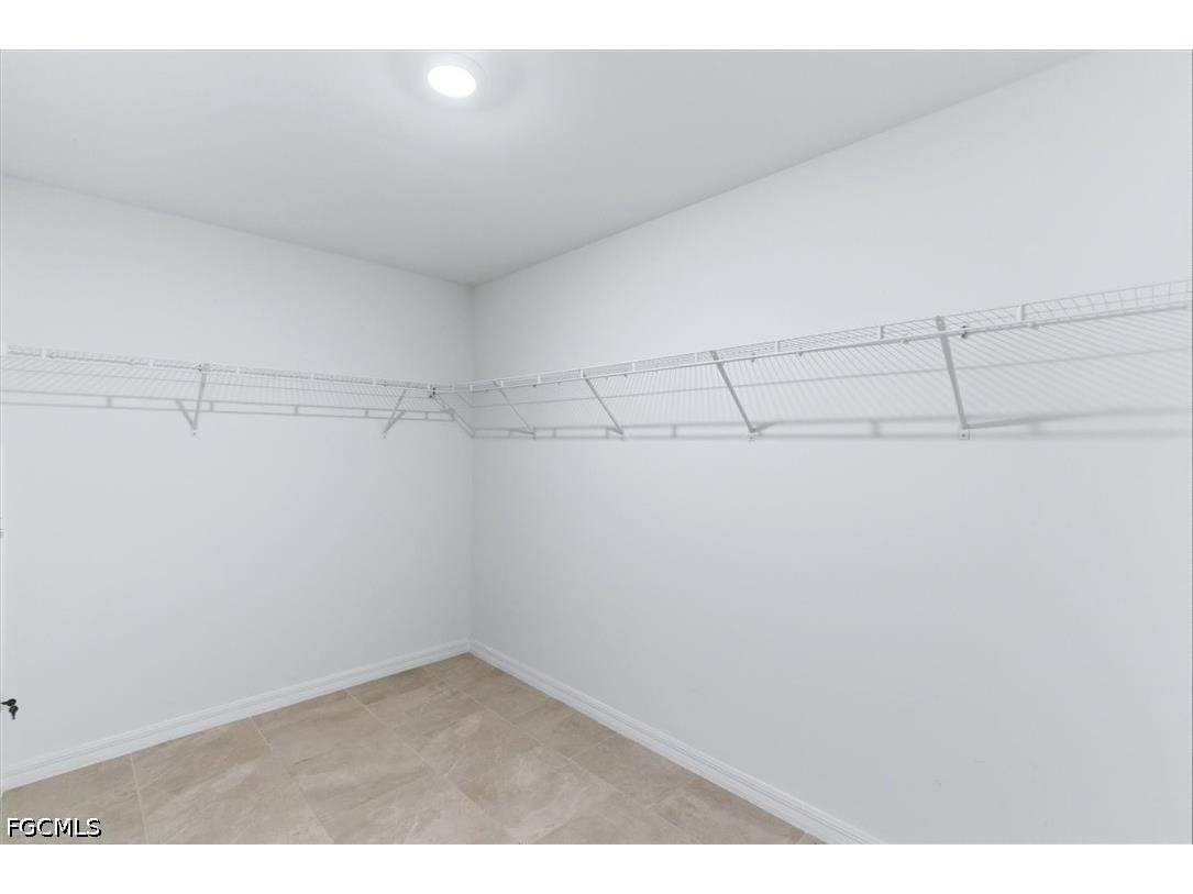 3911 Treasure Oak Way Fort Myers FL 33905 2026016185 image21