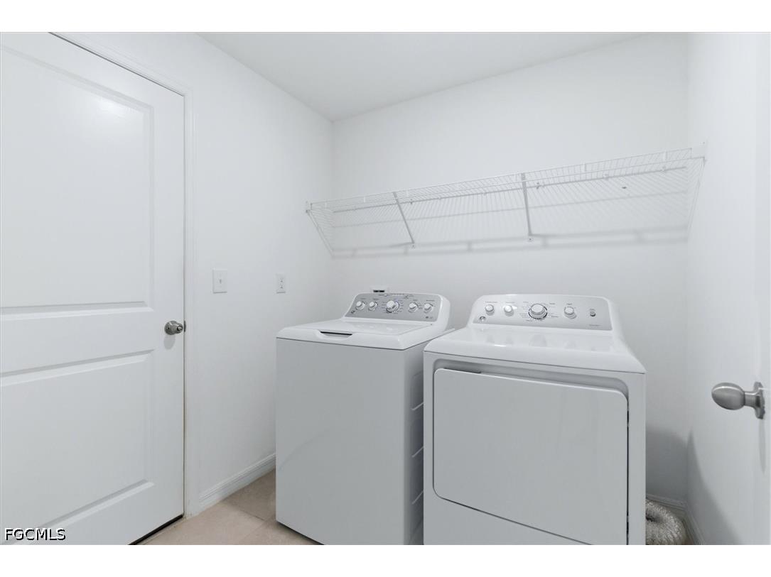 3911 Treasure Oak Way Fort Myers FL 33905 2026016185 image22