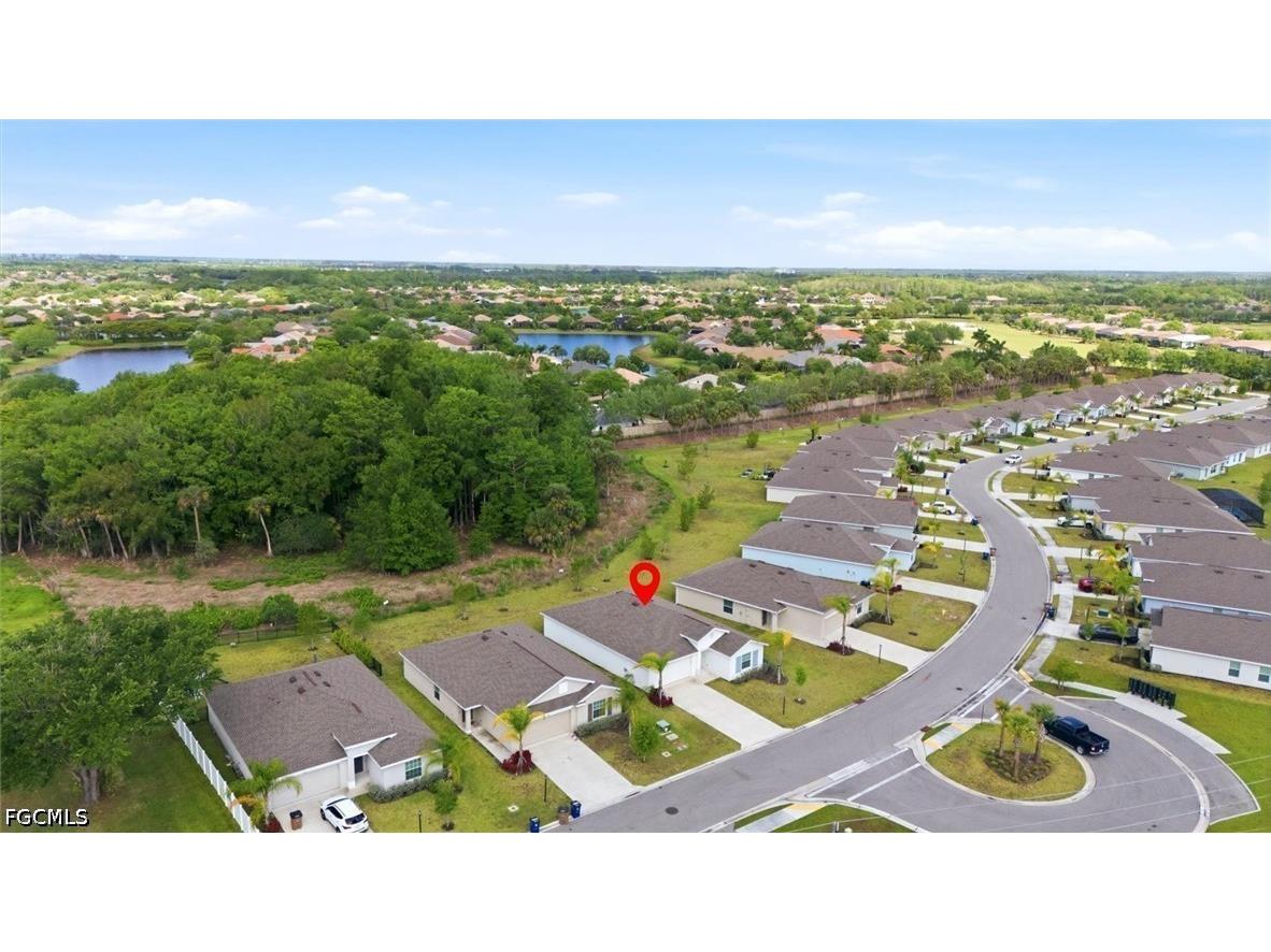 3911 Treasure Oak Way Fort Myers FL 33905 2026016185 image28