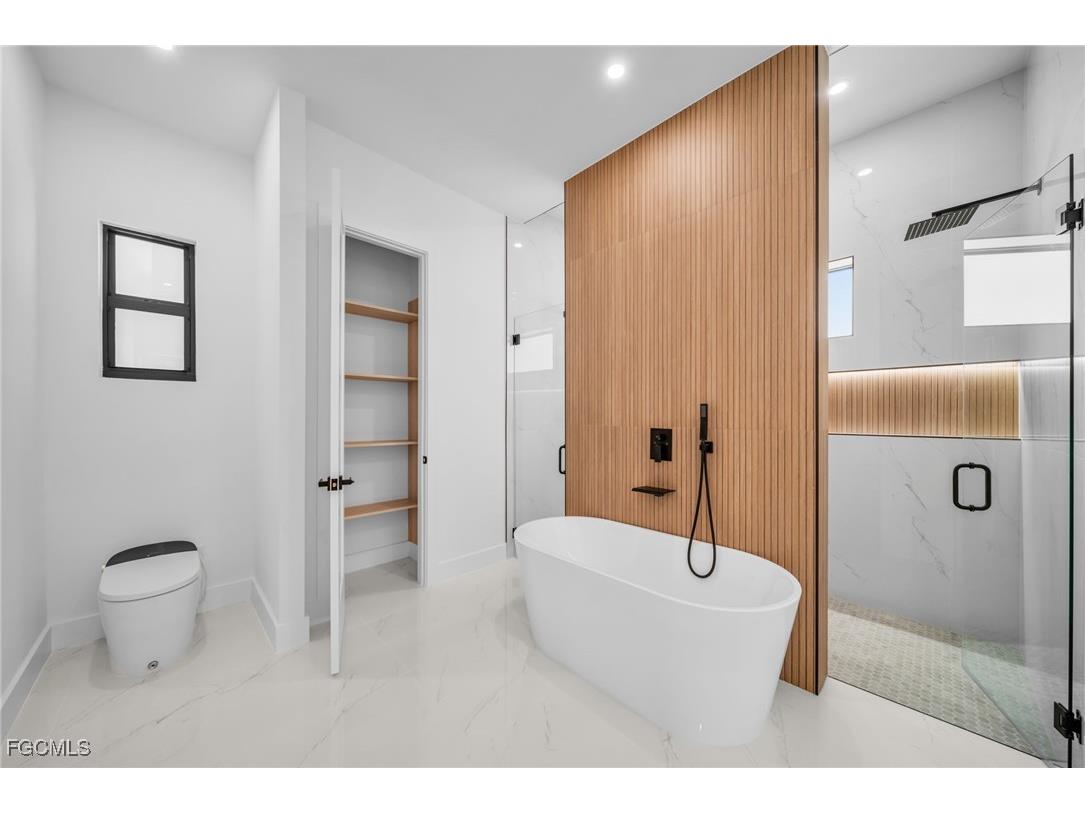 3913 Agualinda Boulevard Cape Coral FL 33914 2025018429 image31