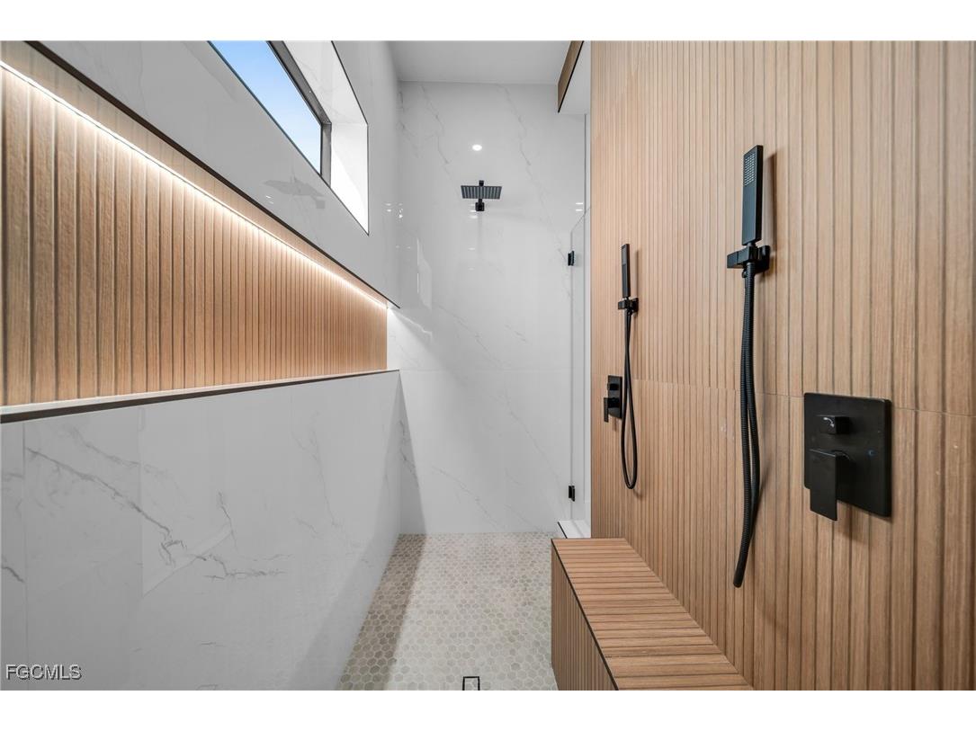 3913 Agualinda Boulevard Cape Coral FL 33914 2025018429 image32