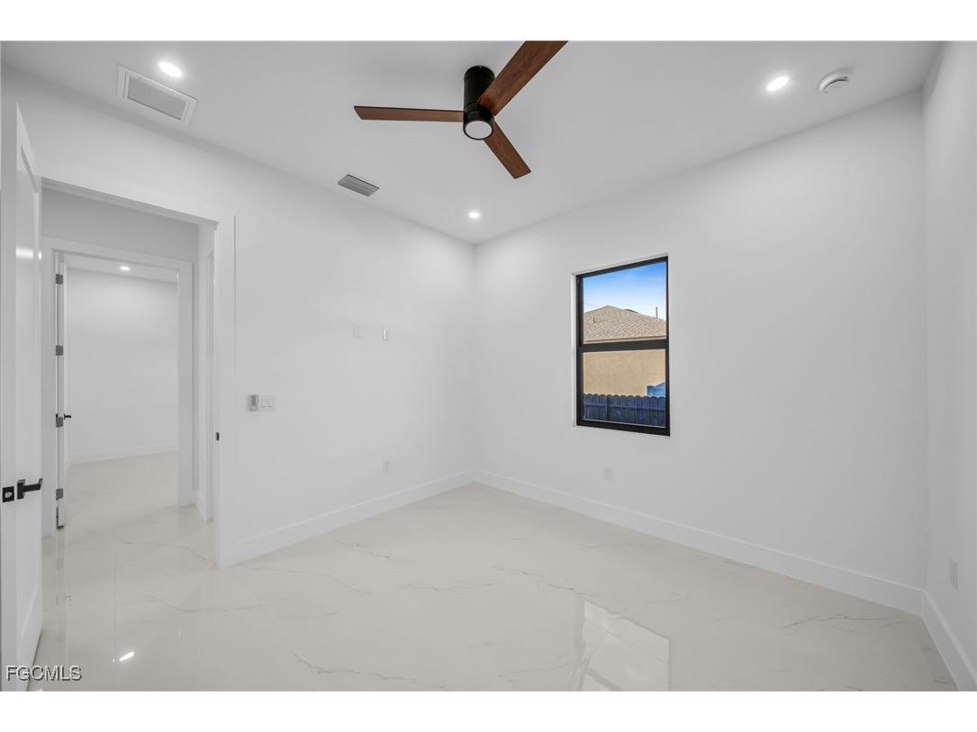 3913 Agualinda Boulevard Cape Coral FL 33914 2025018429 image37