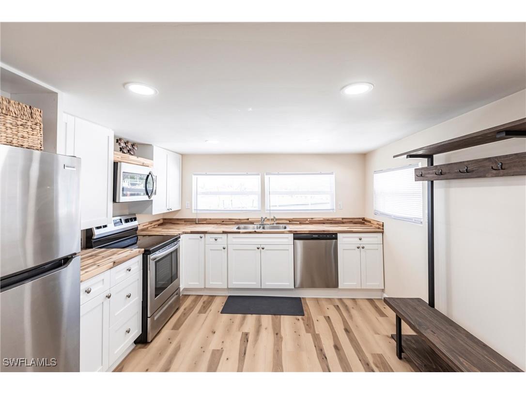 3913 Dewberry Lane Saint James City FL 33956 225059619 image19