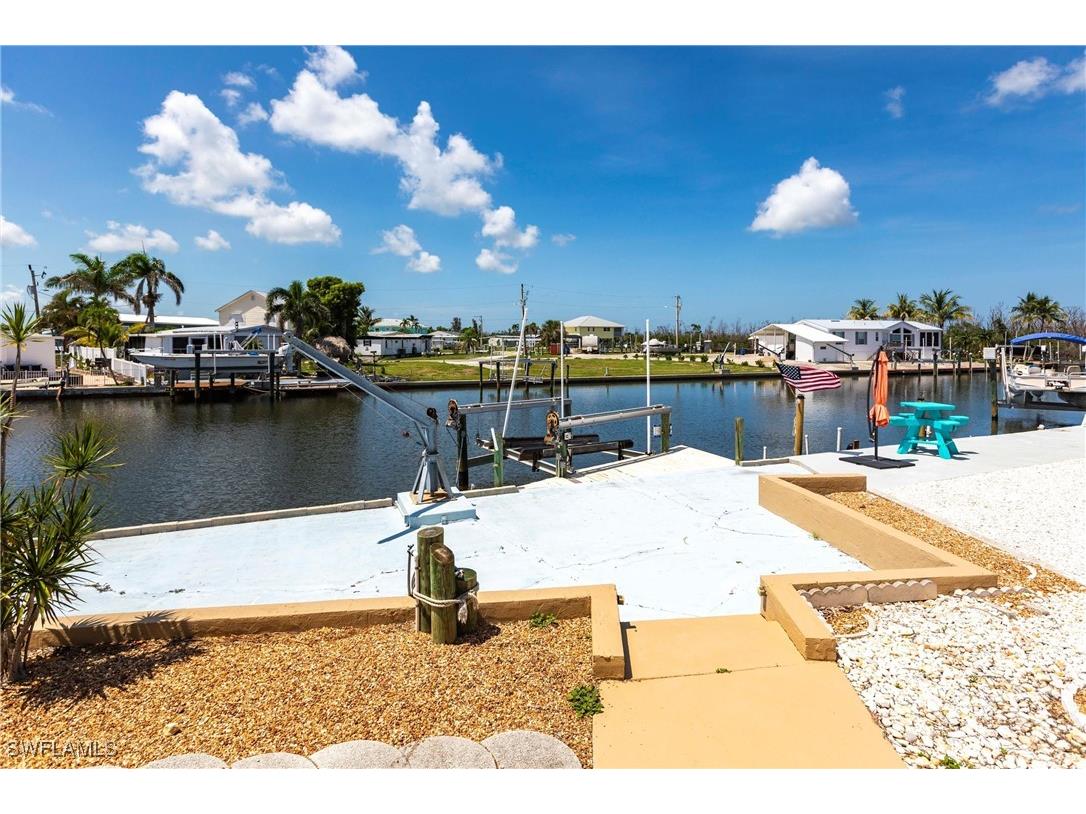 3913 Dewberry Lane Saint James City FL 33956 225059619 image7