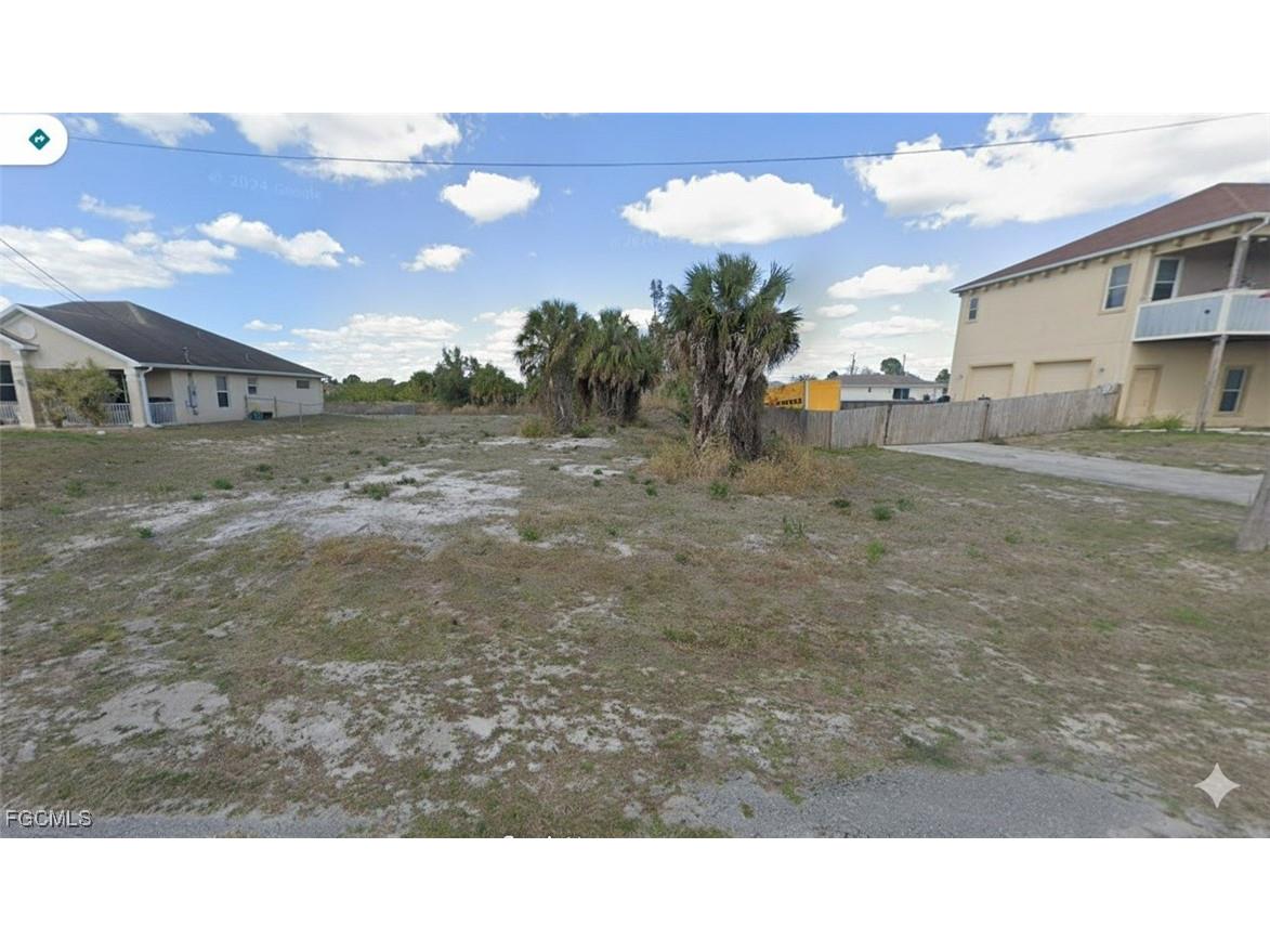 3914 21st Street SW Lehigh Acres FL 33976 2025024428 image1
