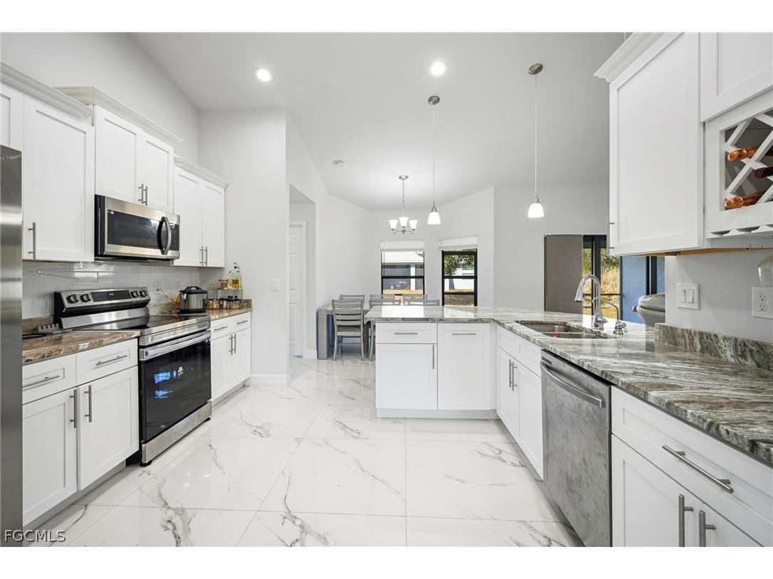 3914 39th Street SW Lehigh Acres FL 33976 2026009230 image11