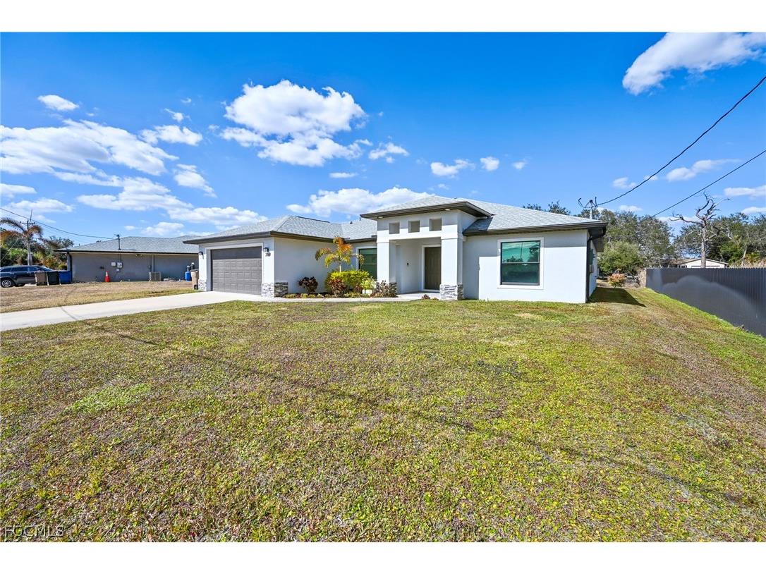3914 39th Street SW Lehigh Acres FL 33976 2026009230 image3